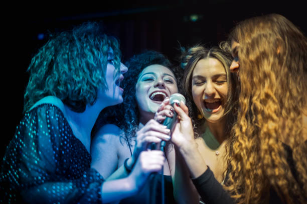Thumbnail for Karaoke Valencia: Guía definitiva de los mejores bares