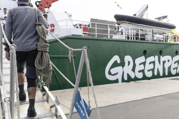 Greenpeace deberá pagar cientos de millones de dólares a la empresa Energy Transfer