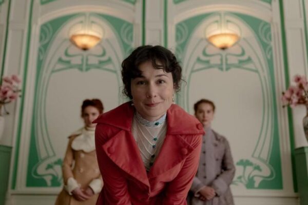 ‘Manual para señoritas’, el nuevo ‘Bridgerton’ español y «macarra» de Netflix