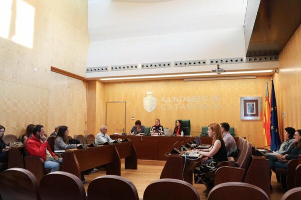 Catarroja inyectará 500.000 euros en ayudas a los comercios, autónomos y empresas